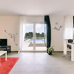 Villa Kata *