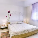 Villa Kata *